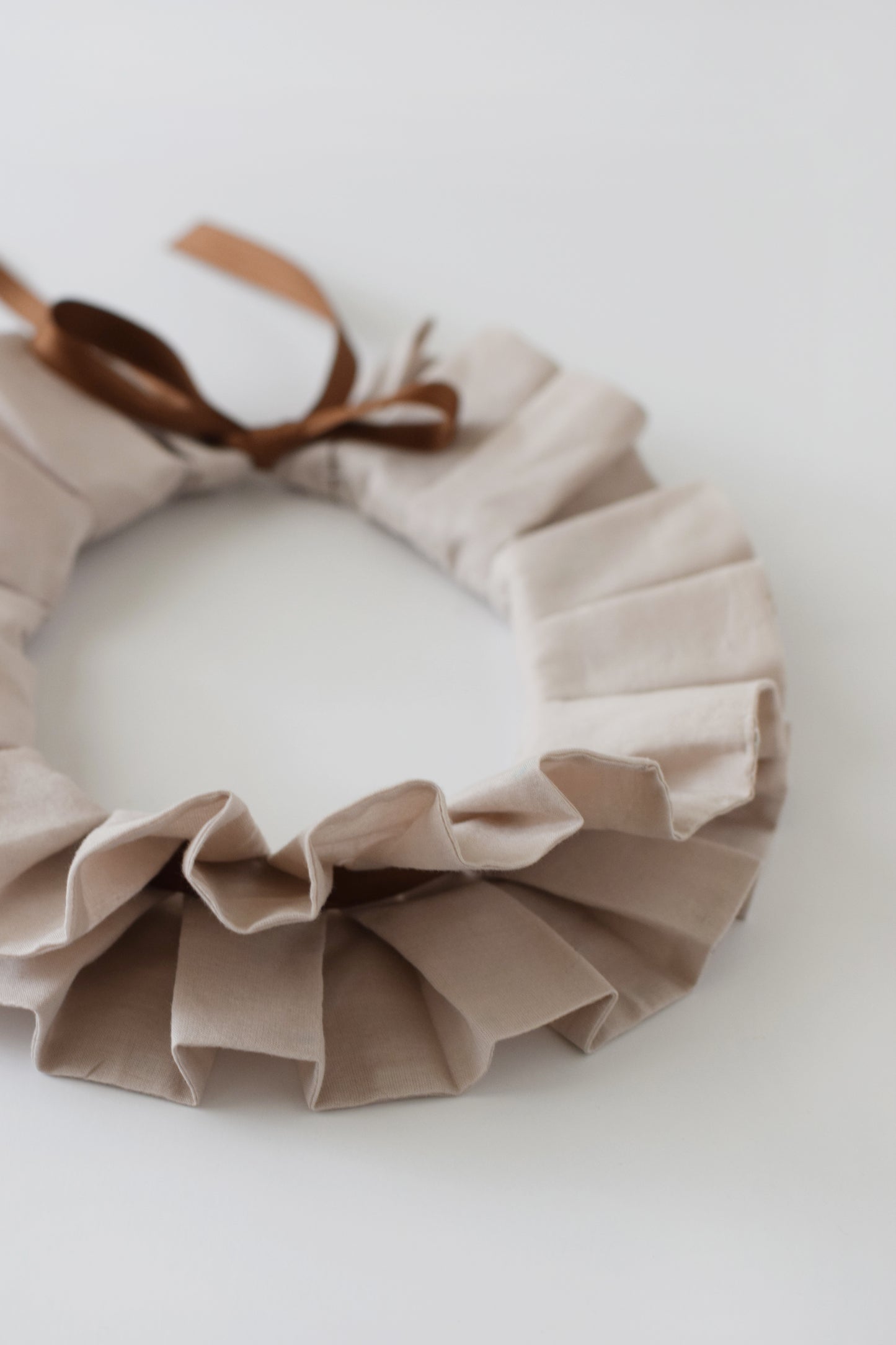 Beth Collar Women