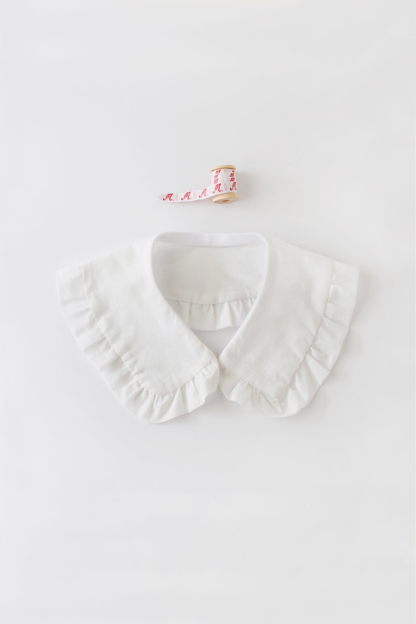 Jane Collar Women