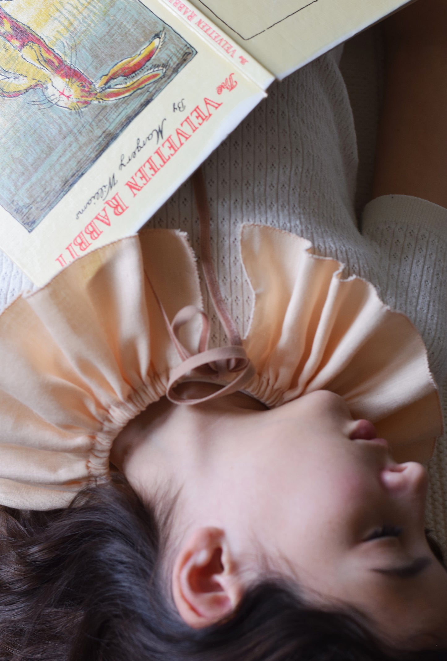Threadbare Ruffle Collar